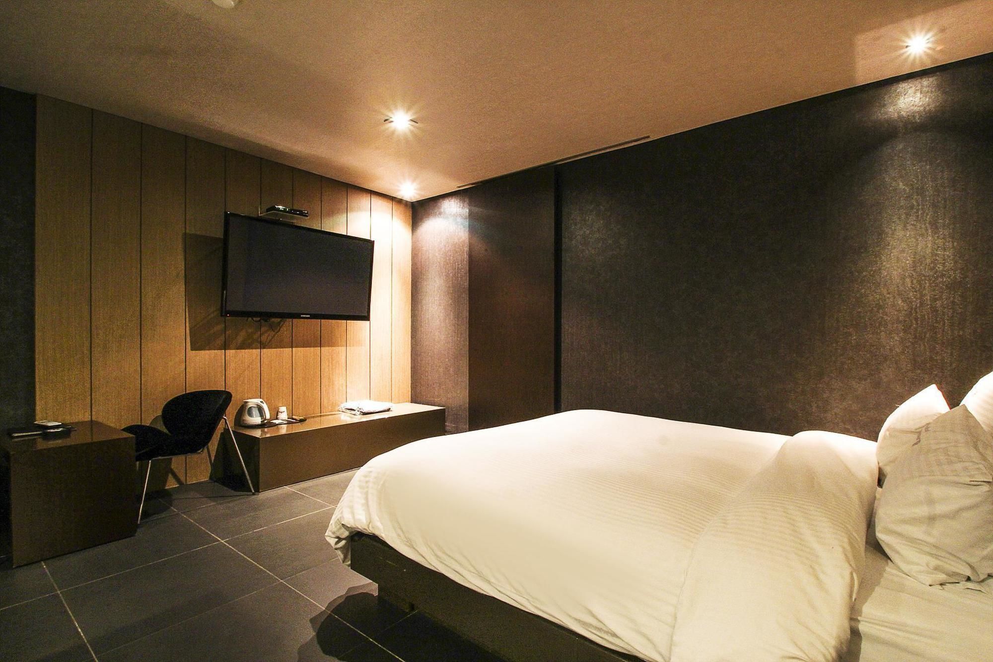 Haeundae Yeoubi Hotel Pusan Zewnętrze zdjęcie